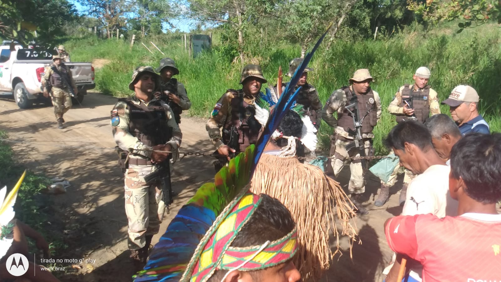 No momento você está vendo Milícia armada estimulada pelo governo federal mantém ataques a povos indígenas no extremo sul da Bahia