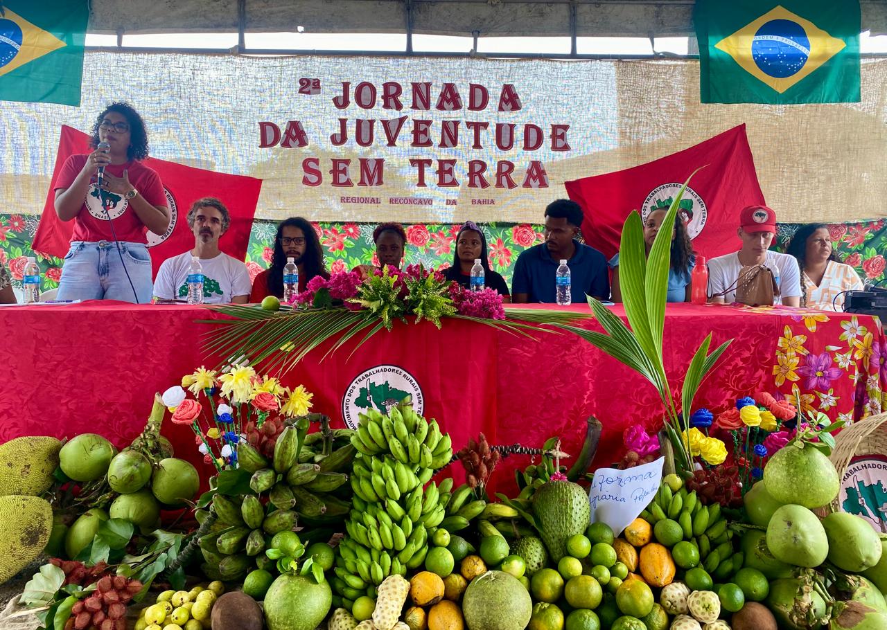 No momento você está vendo Jovens da região do Recôncavo realizam Jornada da Juventude Sem Terra na Bahia